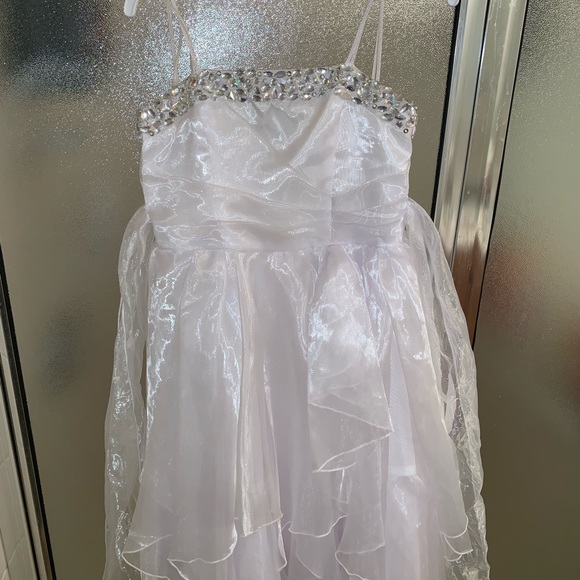 Kids graduation dress,worn once - Picture 1 of 1